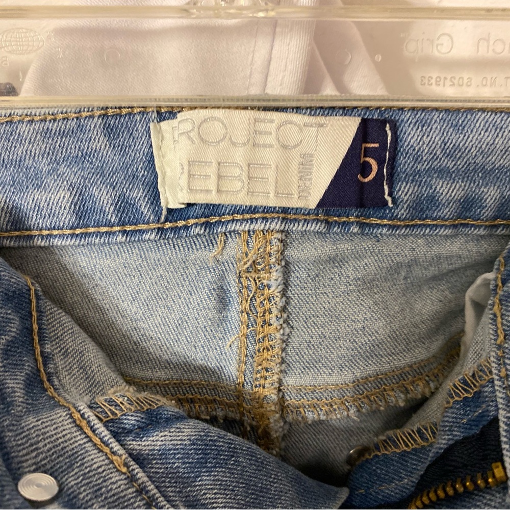 💰Denim Shorts💰 - Picture 6 of 6